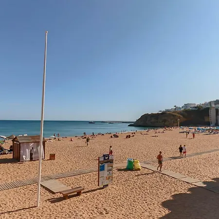 Goncalves T2-vista Mar *