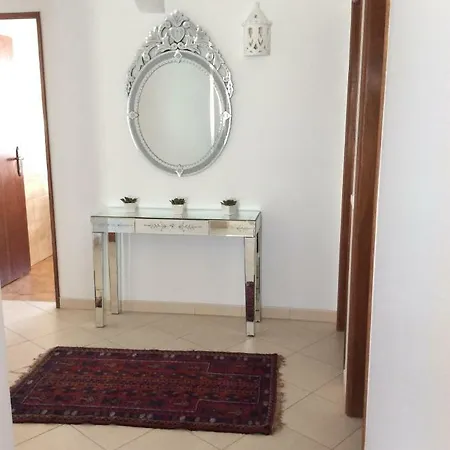 Goncalves T2-vista Mar Apartment *