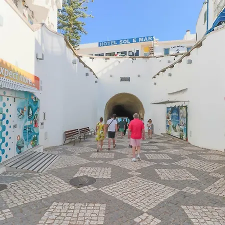 Apartment Goncalves T2-vista Mar